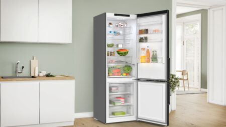 Bosch Serie 4 KGN49OXBT koel-vriescombinatie Vrijstaand B Zwart - Afbeelding 5