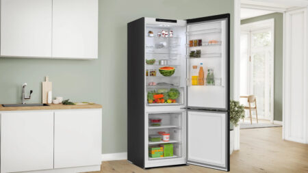 Bosch Serie 4 KGN492XCF koel-vriescombinatie Vrijstaand 440 l C Zwart, Roestvrijstaal - Afbeelding 4