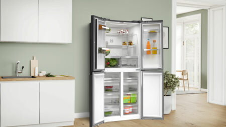 Bosch Serie 4 KMC85LBEA amerikaanse koelkast Vrijstaand 547 l E Zwart - Afbeelding 3