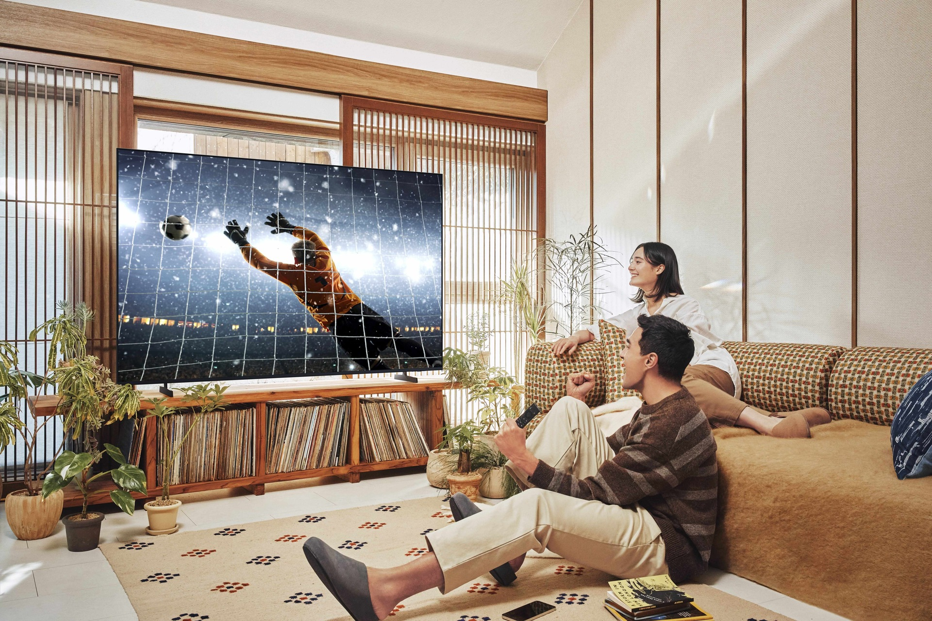 Samsung TU43U7005F 109,2 cm (43") 4K Ultra HD Smart TV Wifi Zwart DHZ5045 - Afbeelding 4